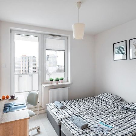 Waw Pokoje Manhattan Varsavia Esterno foto