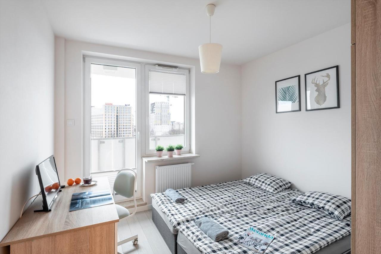 Waw Pokoje Manhattan Varsavia Esterno foto